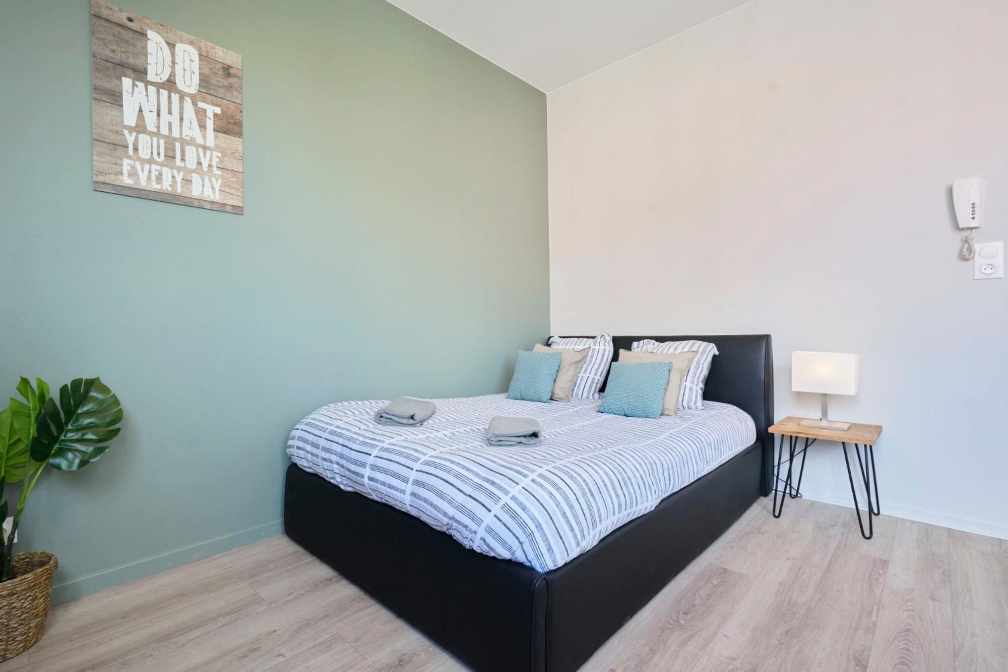Locationstourcoing - Le Croise Apartman Kültér fotó